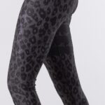 LEO BLACK SCRUNCH LEGGINGS